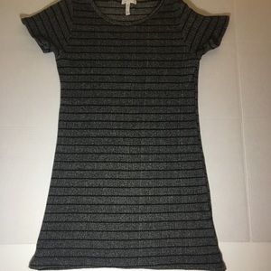 Leith Short Sleeve Stretch Mini Dress Sz M